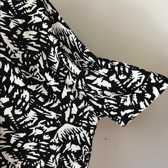 Anne Klein Blouse - Picture 4 of 6